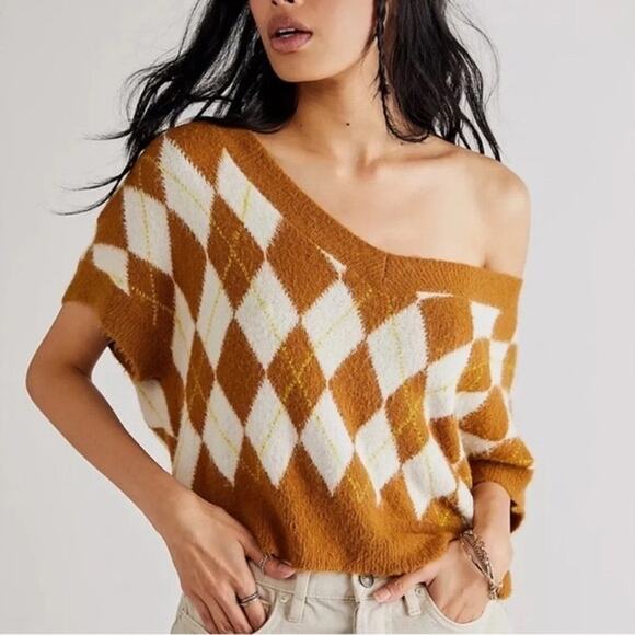 Free People Through the Motions Sweater Vest Retro Boxy Brown Cream M - Picture 11 of 13